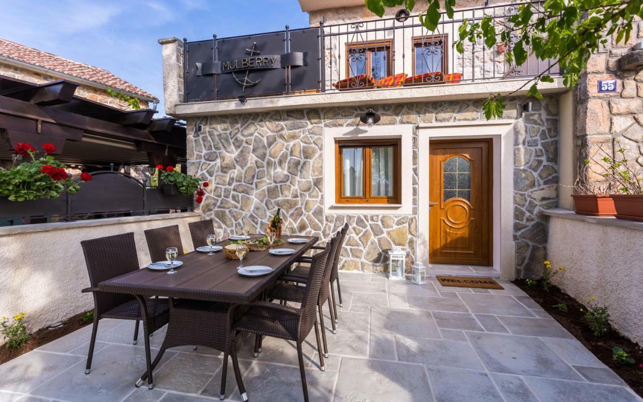Villa Mulberry Milohnici Екстериор снимка