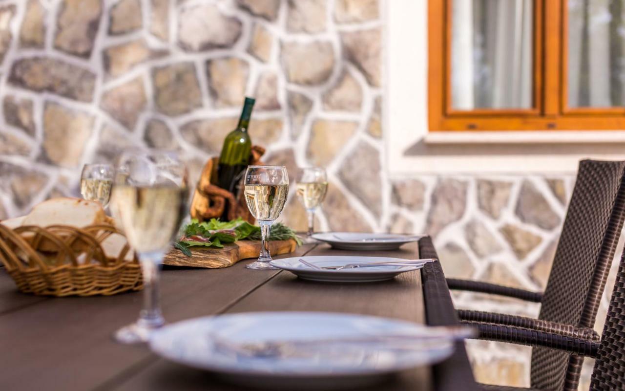Villa Mulberry Milohnici Екстериор снимка