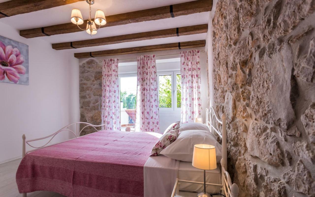 Villa Mulberry Milohnici Екстериор снимка