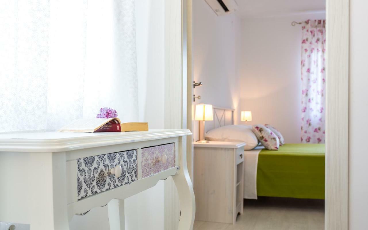 Villa Mulberry Milohnici Екстериор снимка