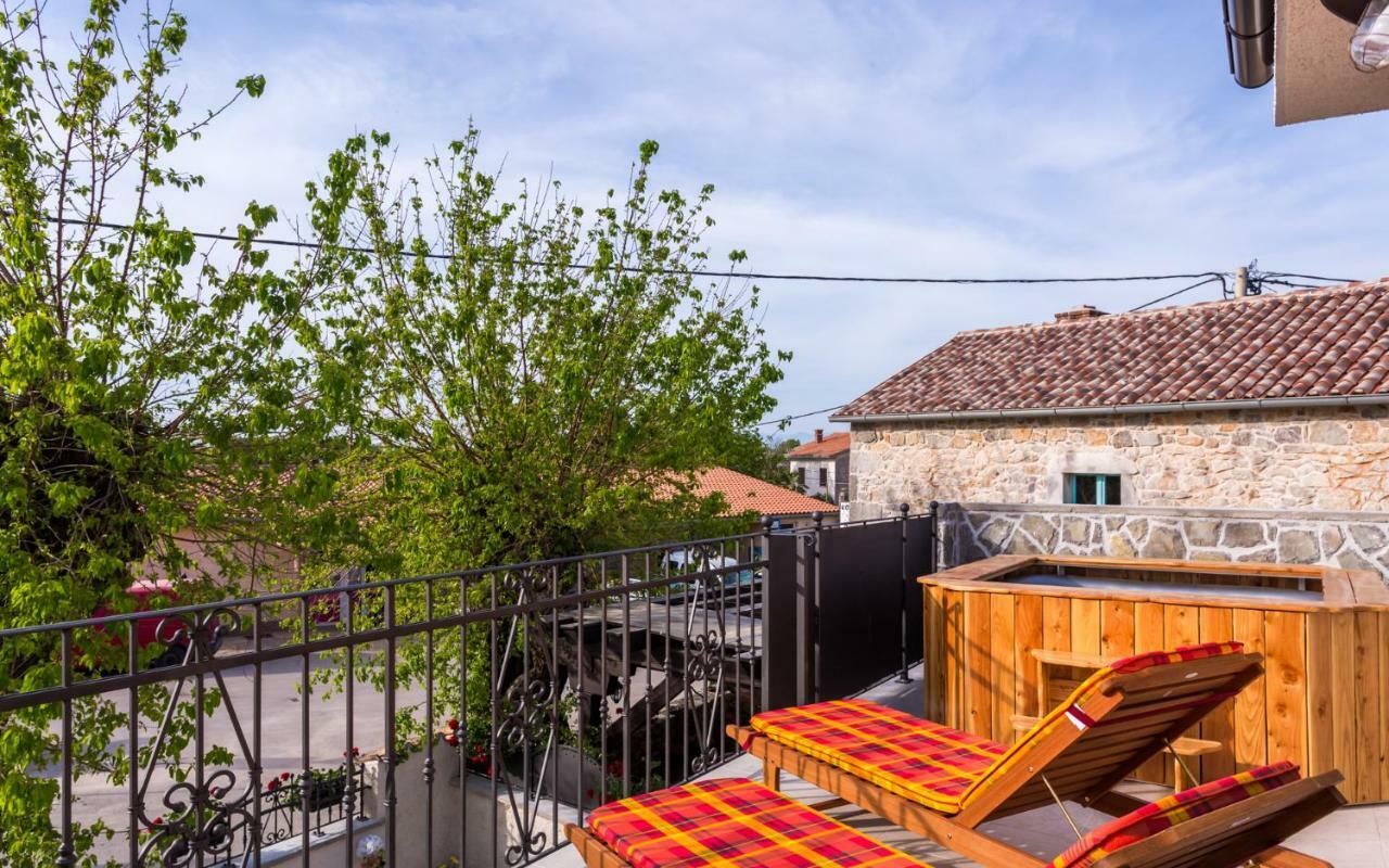 Villa Mulberry Milohnici Екстериор снимка